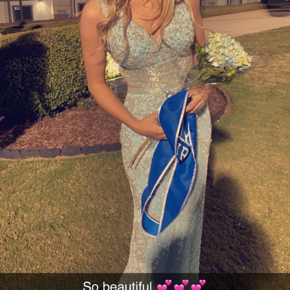 prom dress - Picture 2 of 4